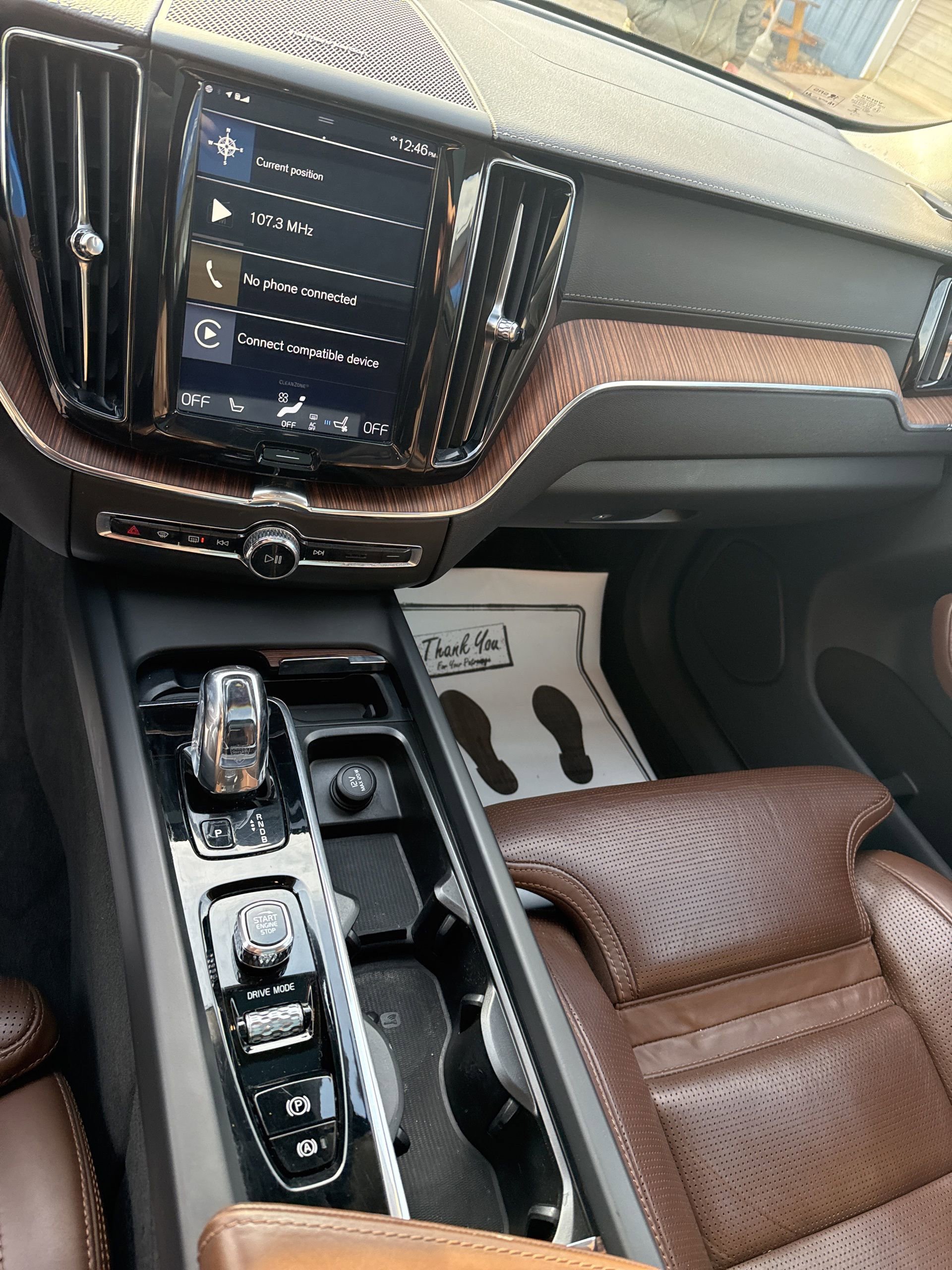 Used 2019 Volvo XC60 T8 Inscription w/ Advanced Package image 14