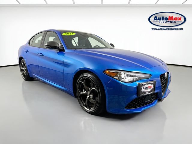 Used 2023 Alfa Romeo Giulia Estrema AWD/4WD image 1