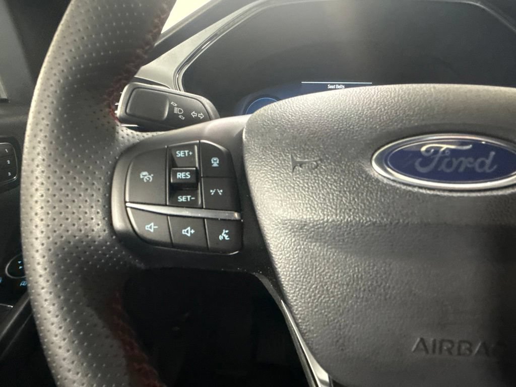 Used 2025 Ford Escape ST-Line Elite w/ Premium Technology Package AWD/4WD image 24