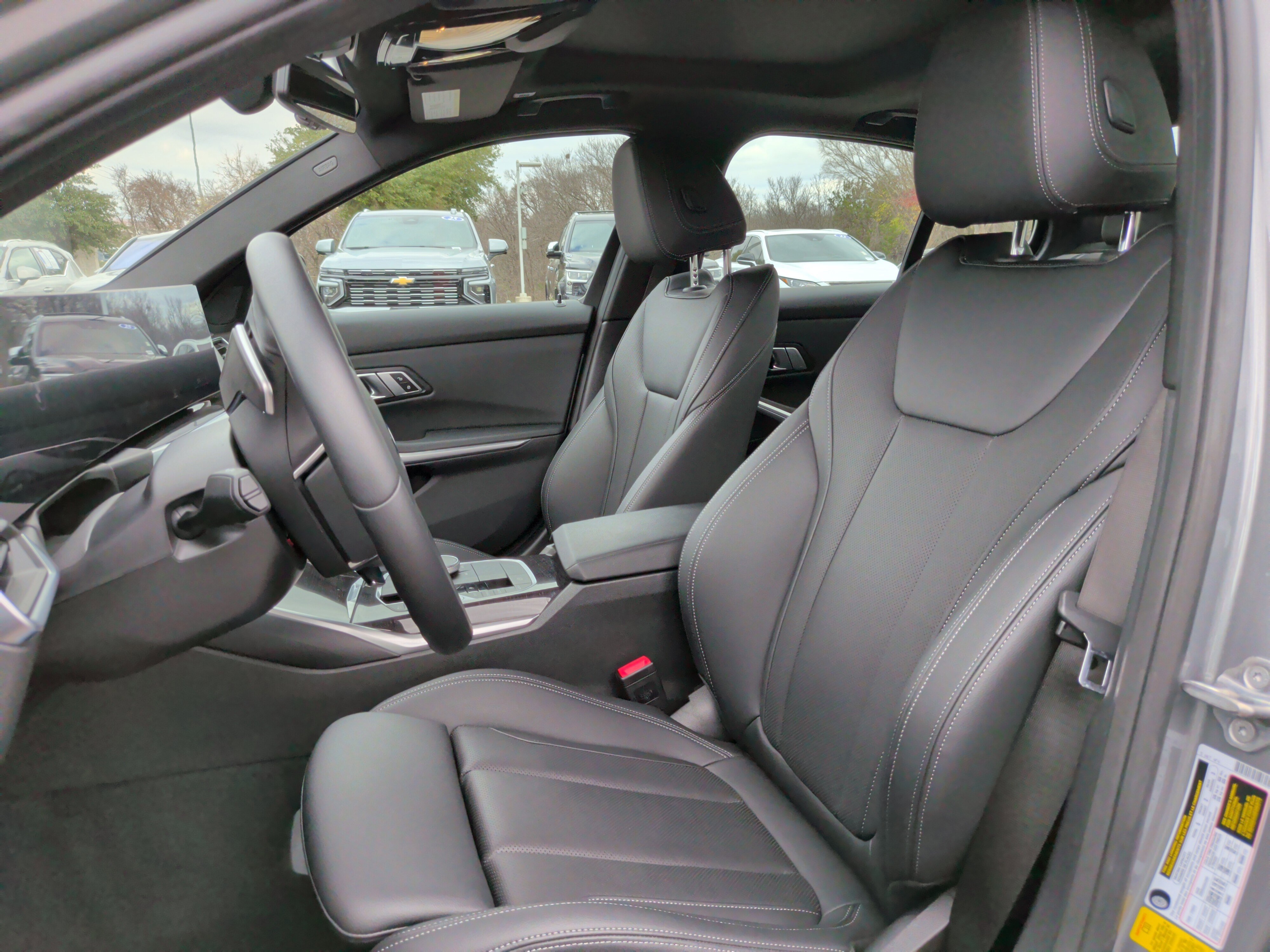 Certified 2023 BMW 330i Sedan w/ Convenience Package image 16