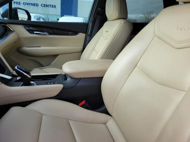 Used 2019 Cadillac XT5 AWD image 20