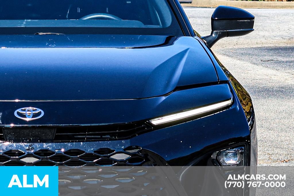 Used 2025 Toyota Crown Signia image 16