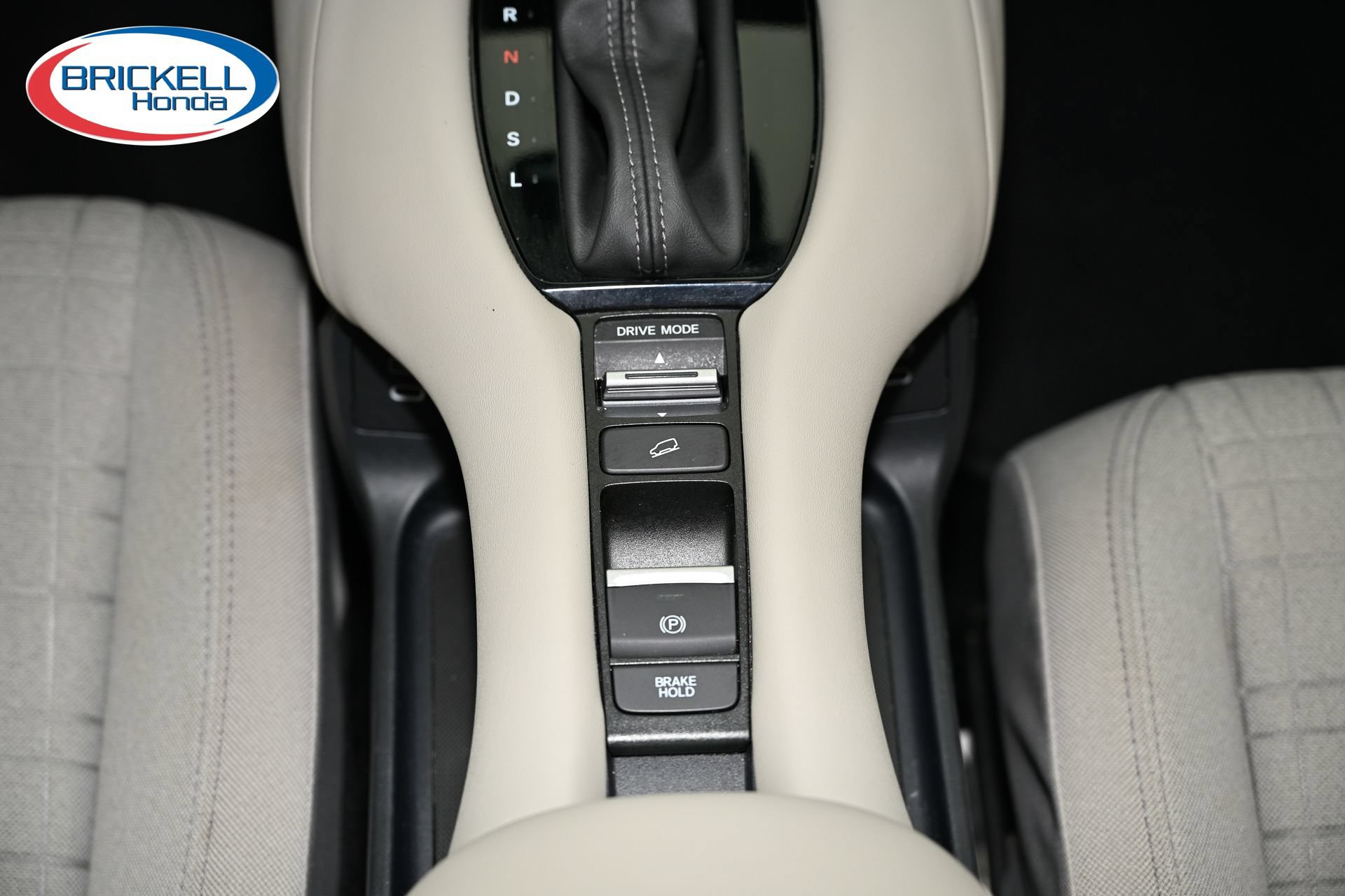 Certified 2024 Honda HR-V LX image 29