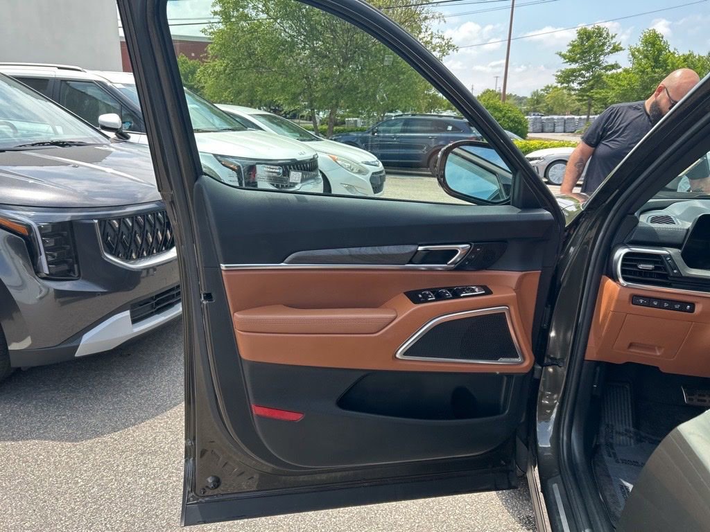 Used 2024 Kia Telluride SX X-Line AWD/4WD image 19