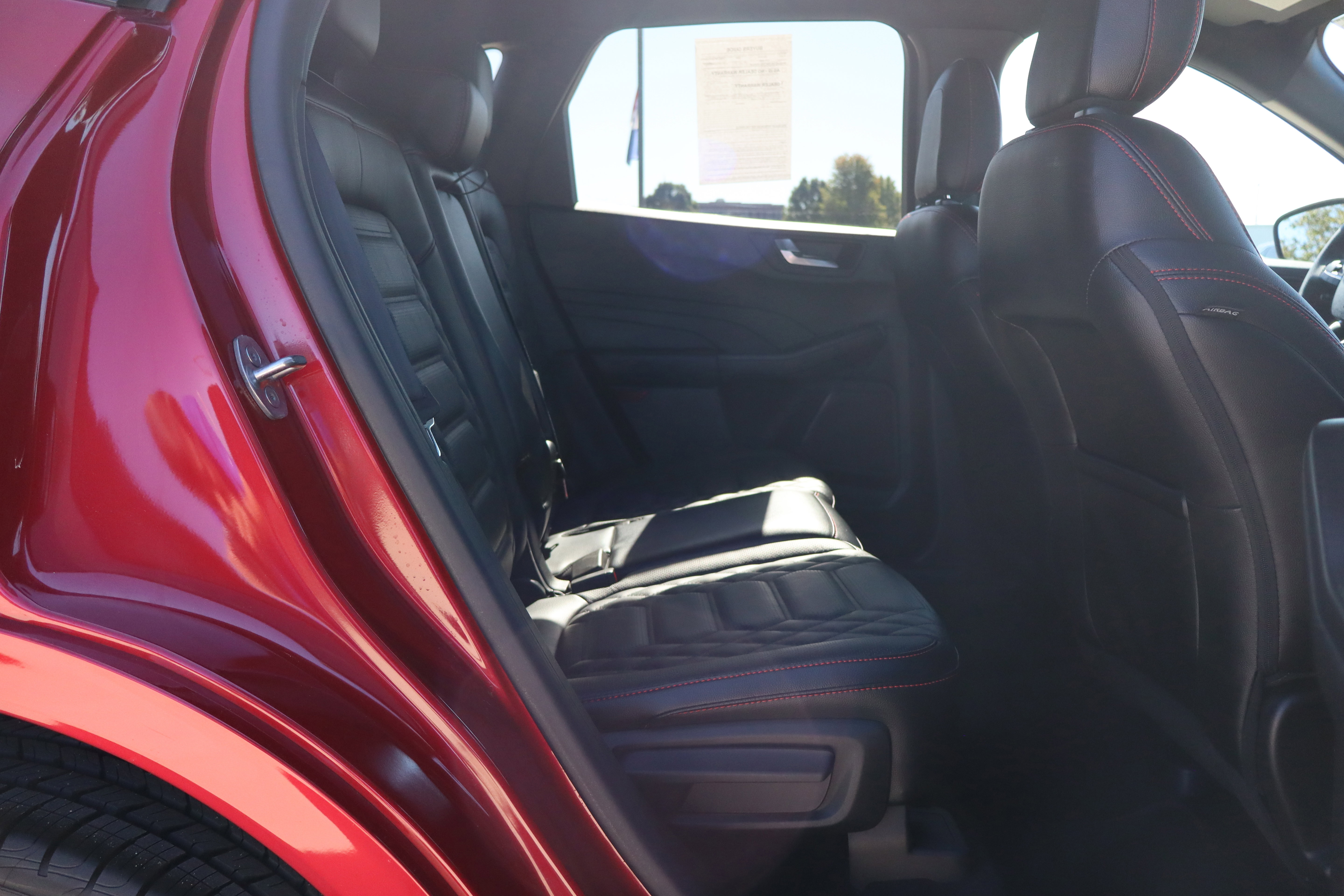 Used 2023 Ford Escape ST-Line Elite w/ Premium Technology Package AWD/4WD image 12
