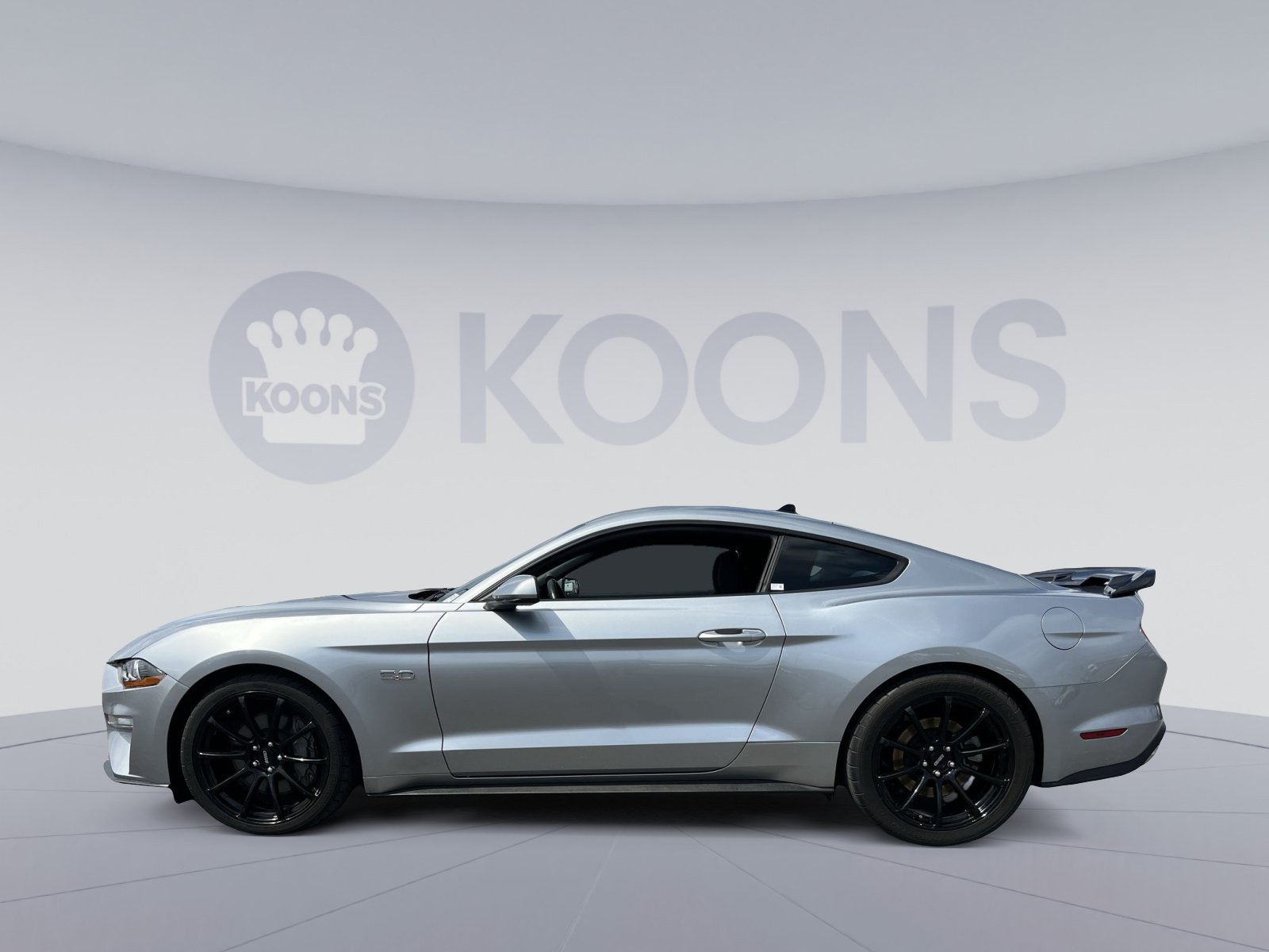 Used 2022 Ford Mustang GT w/ Equipment Group 301A RWD image 2