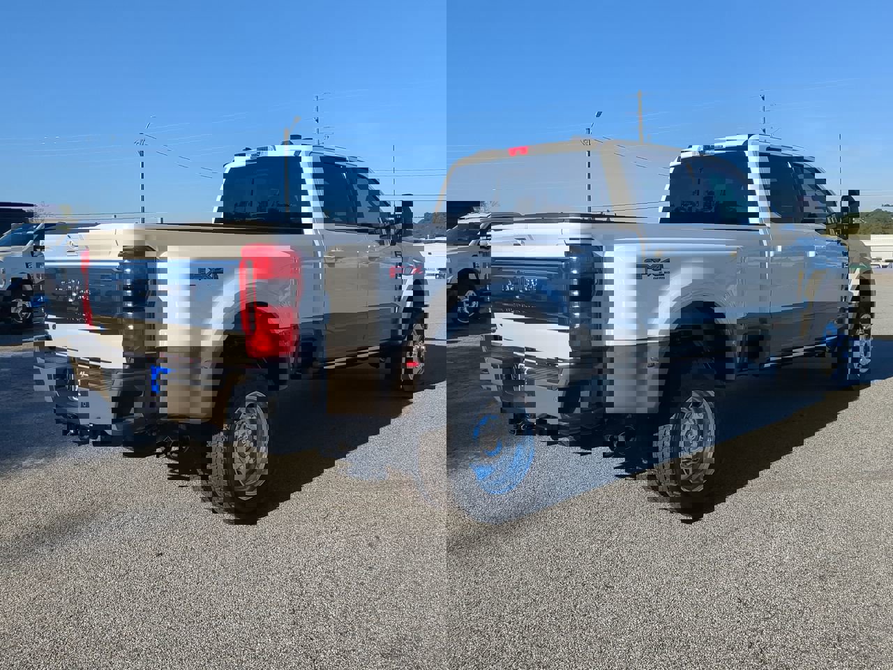 New 2026 Ford F450 King Ranch w/ FX4 Off-Road Package image 3