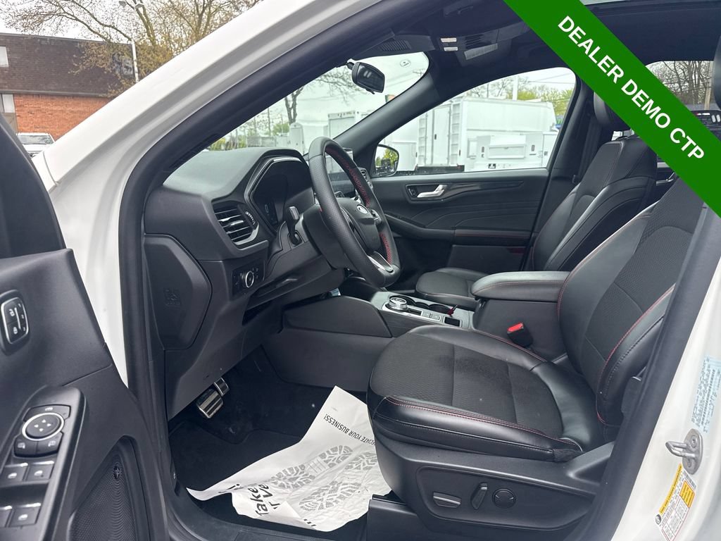 Used 2024 Ford Escape ST-Line Select w/ Tech Pack #2 AWD/4WD image 21