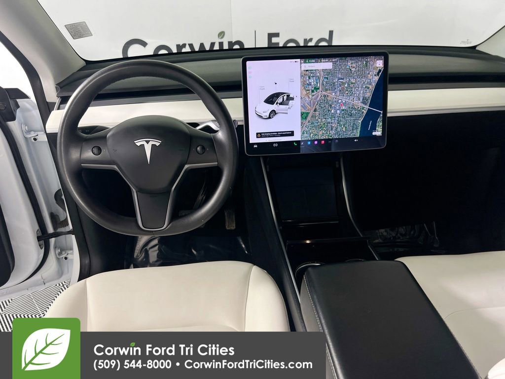 Used 2020 Tesla Model Y Long Range image 27