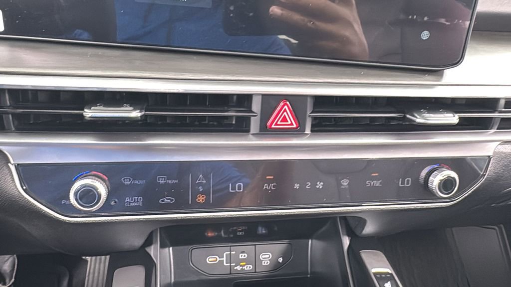 New 2025 Kia Sorento X-Line EX image 28