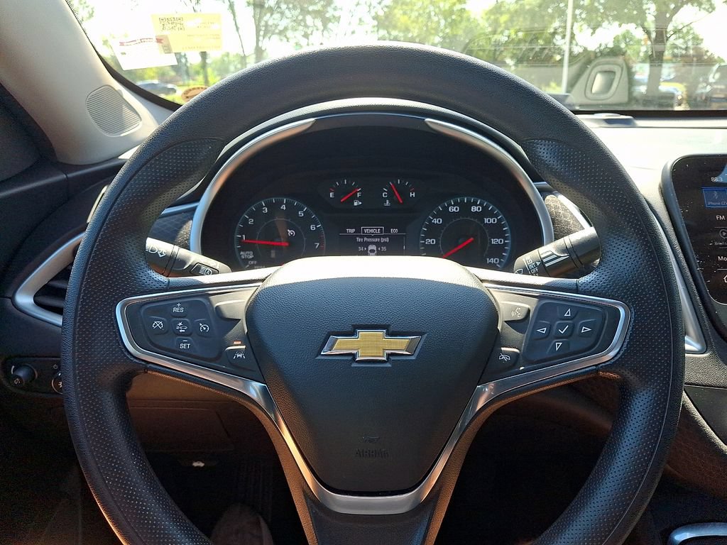 Used 2025 Chevrolet Malibu LT FWD image 19