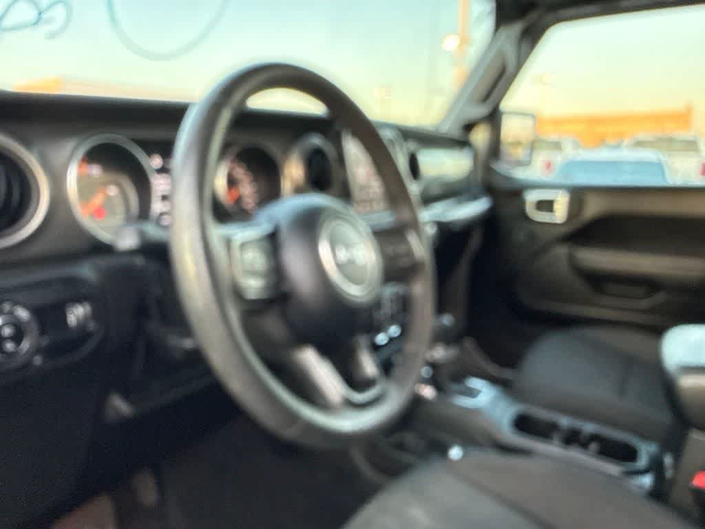 Used 2023 Jeep Gladiator Sport AWD/4WD image 14