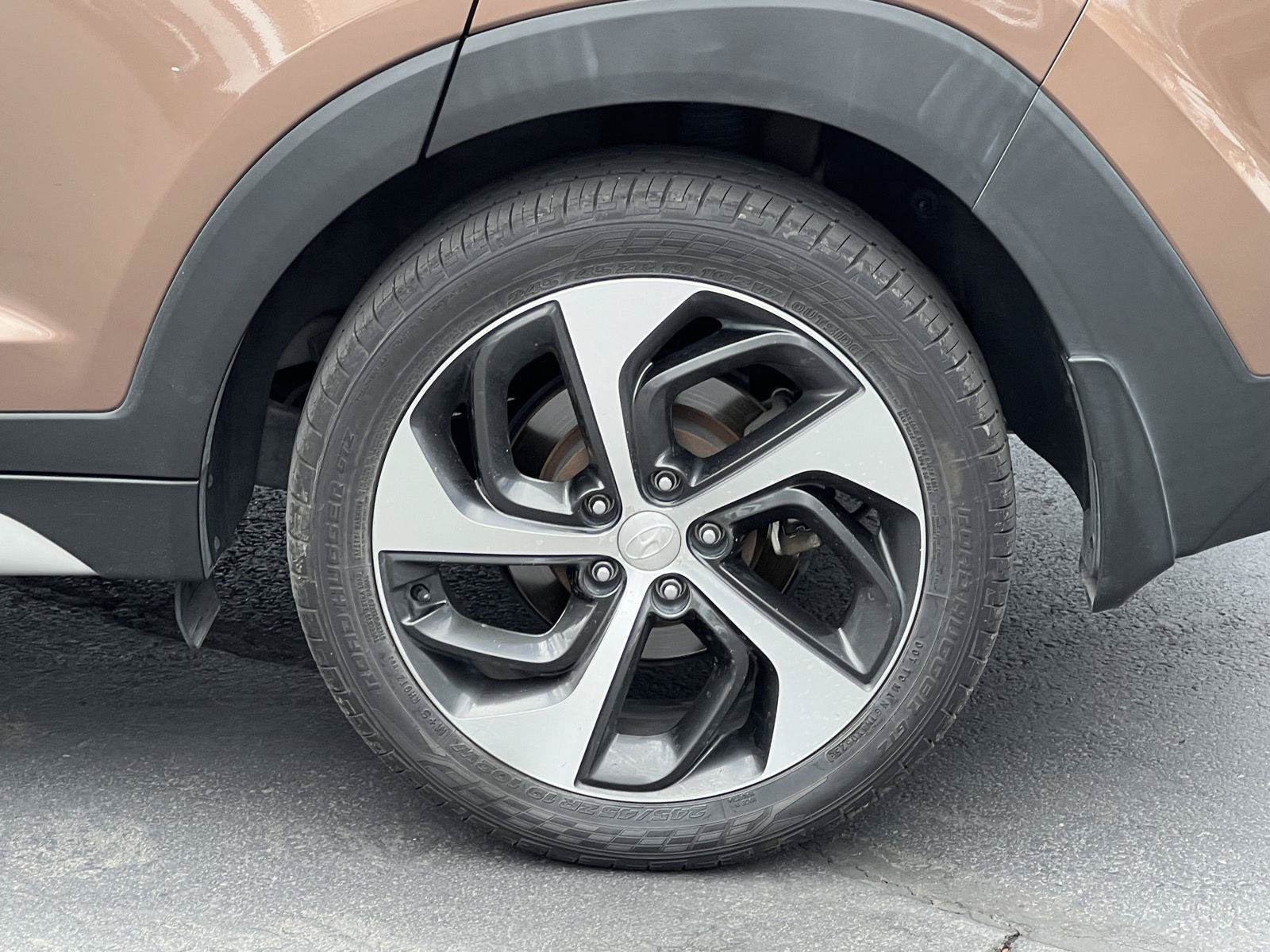 Used 2017 Hyundai Tucson Sport AWD/4WD image 14