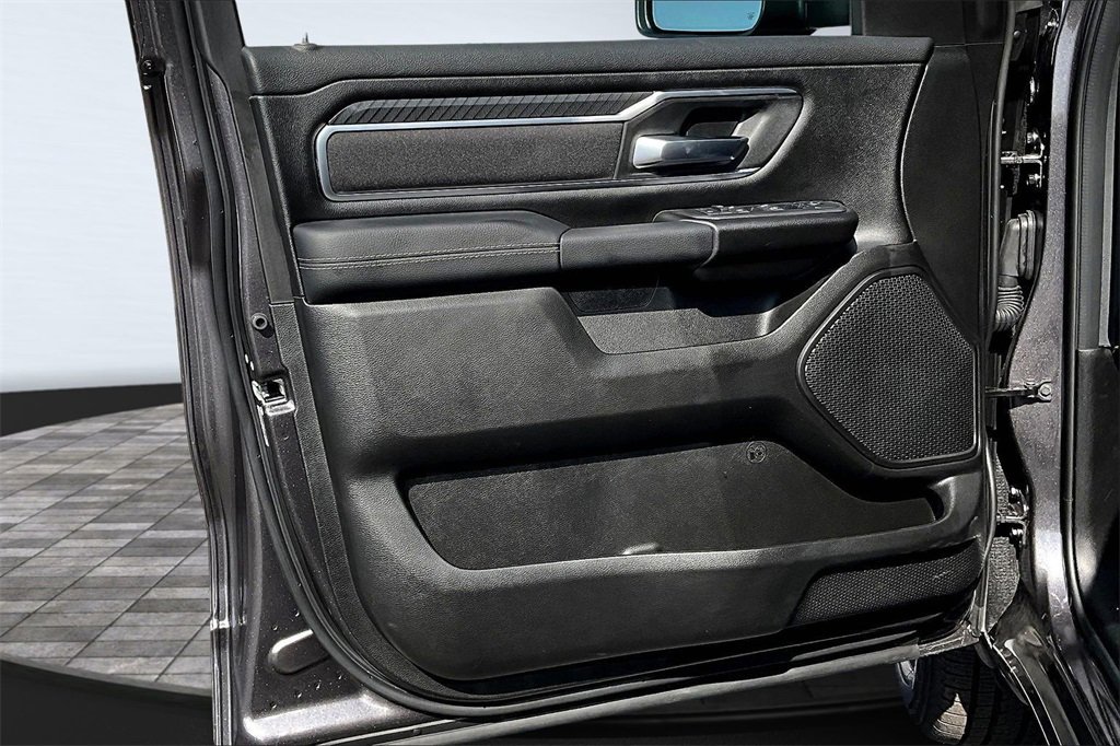 New 2026 RAM 1500 4x4 Crew Cab image 31