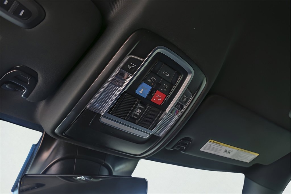 Used 2025 RAM 3500 Laramie w/ Sport Appearance Package image 25