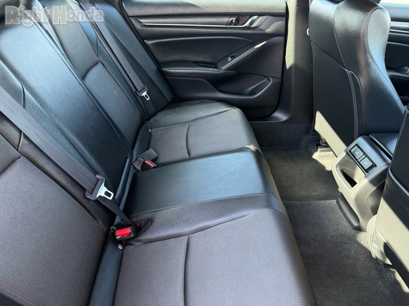 Used 2022 Honda Accord Sport image 28