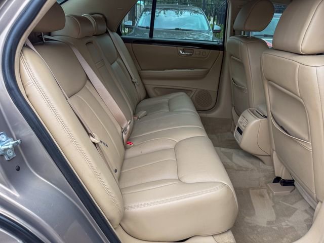 Used 2007 Cadillac DTS Luxury II FWD image 17