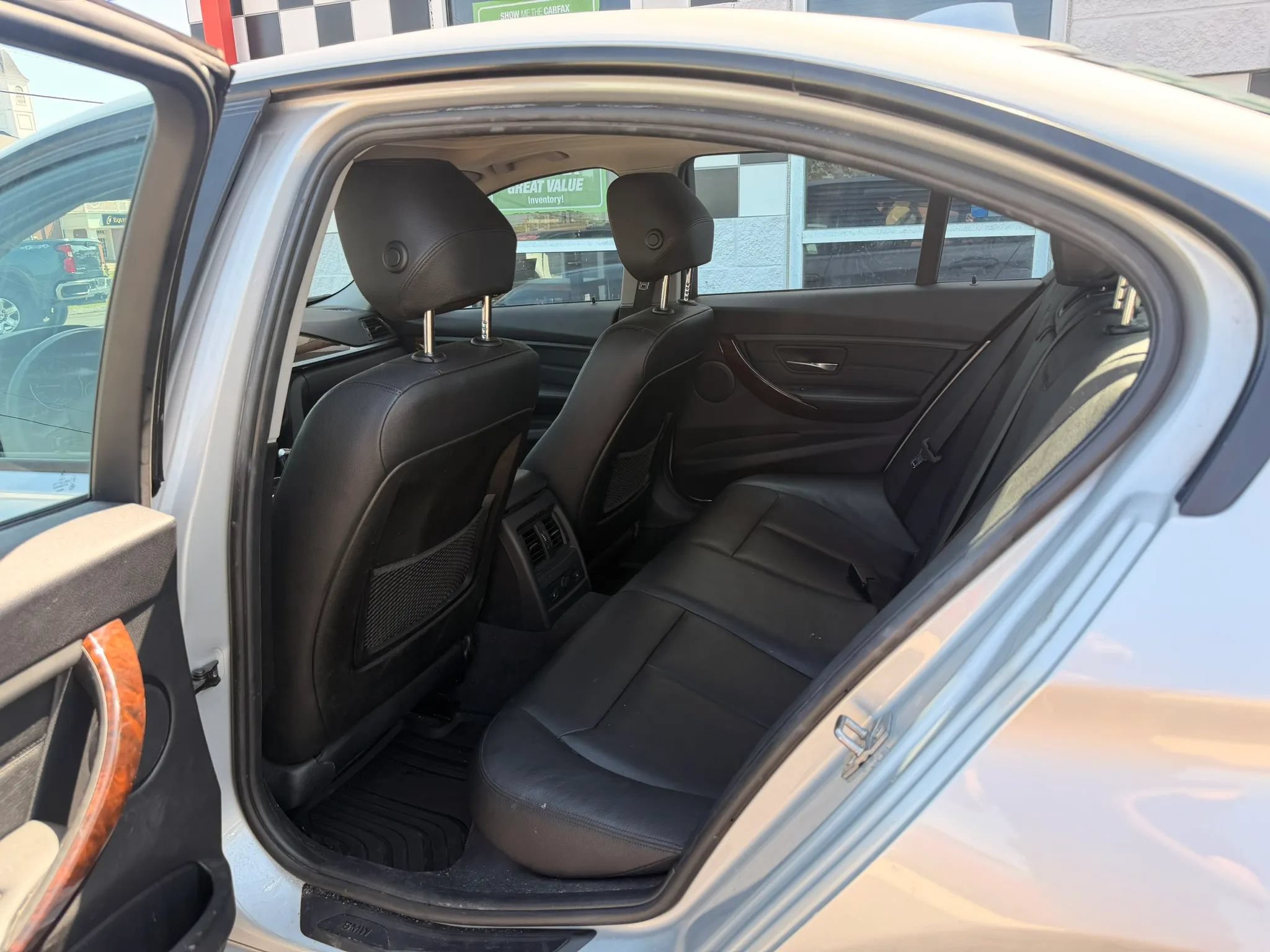 Used 2013 BMW 335i xDrive Sedan AWD/4WD image 22