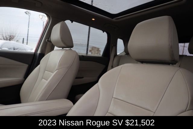 Used 2023 Nissan Rogue SV image 19