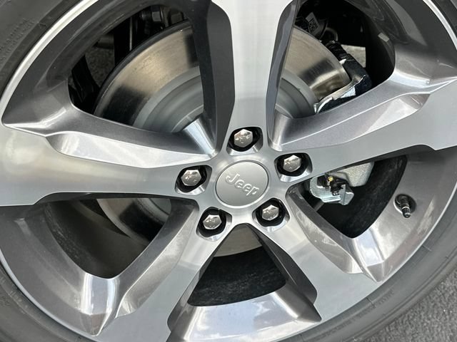 New 2026 Jeep Grand Cherokee L Limited AWD/4WD image 26