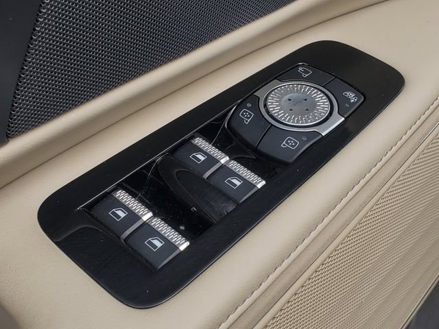 Certified 2024 Lincoln Nautilus Premier AWD/4WD image 10