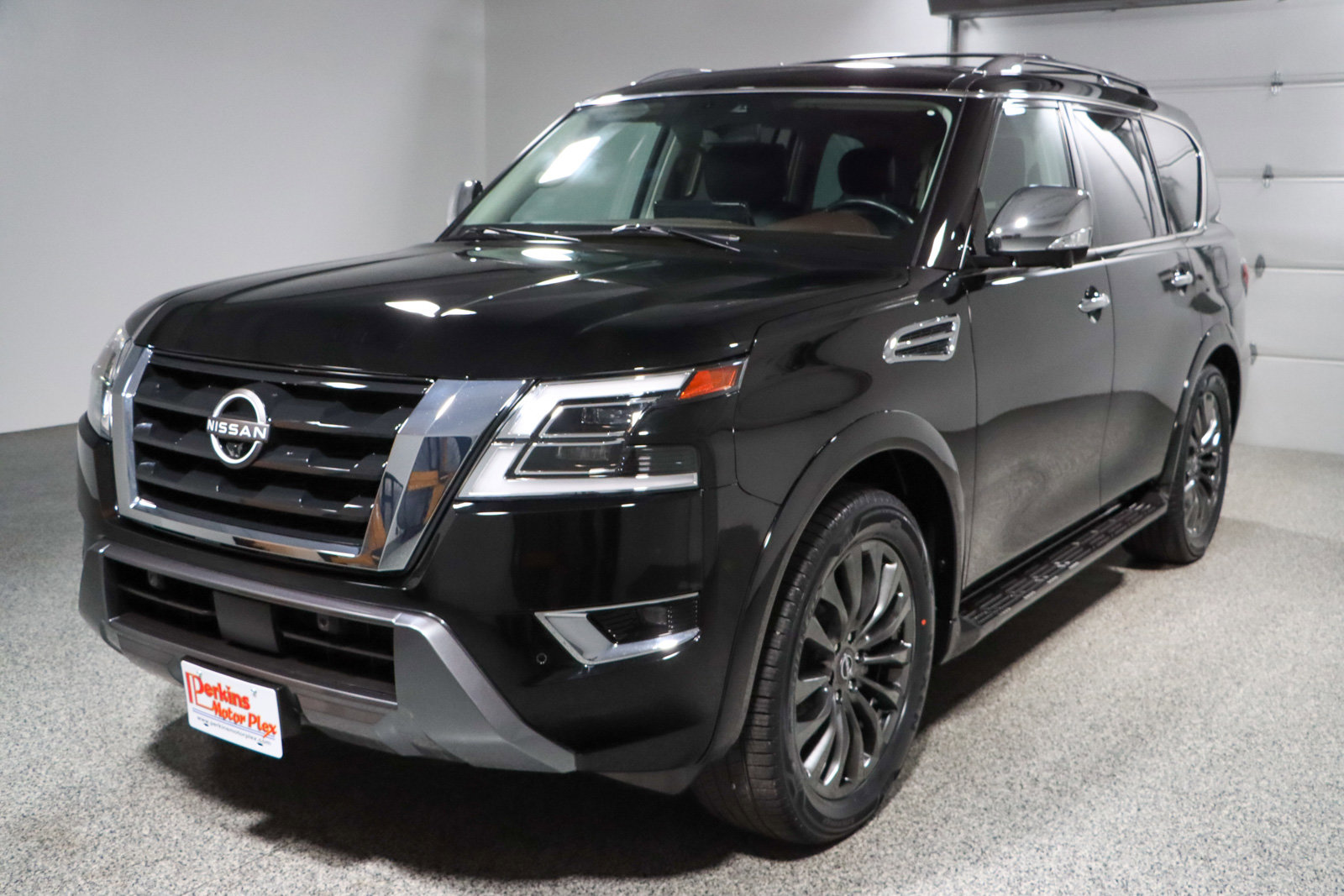Used 2023 Nissan Armada Platinum w/ Cargo Package image 37