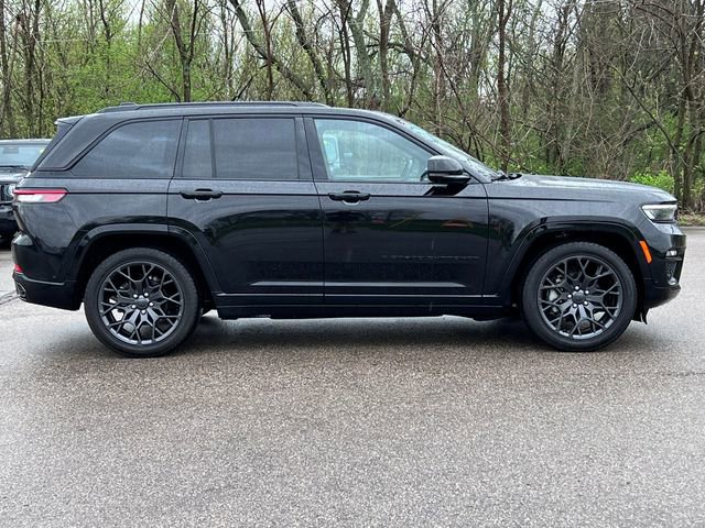 Used 2025 Jeep Grand Cherokee Summit AWD/4WD image 50