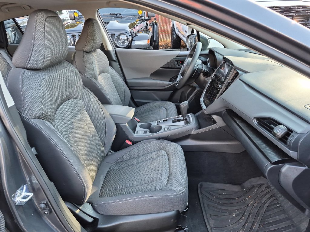 Used 2024 Subaru Crosstrek 2.0i Premium AWD/4WD image 16