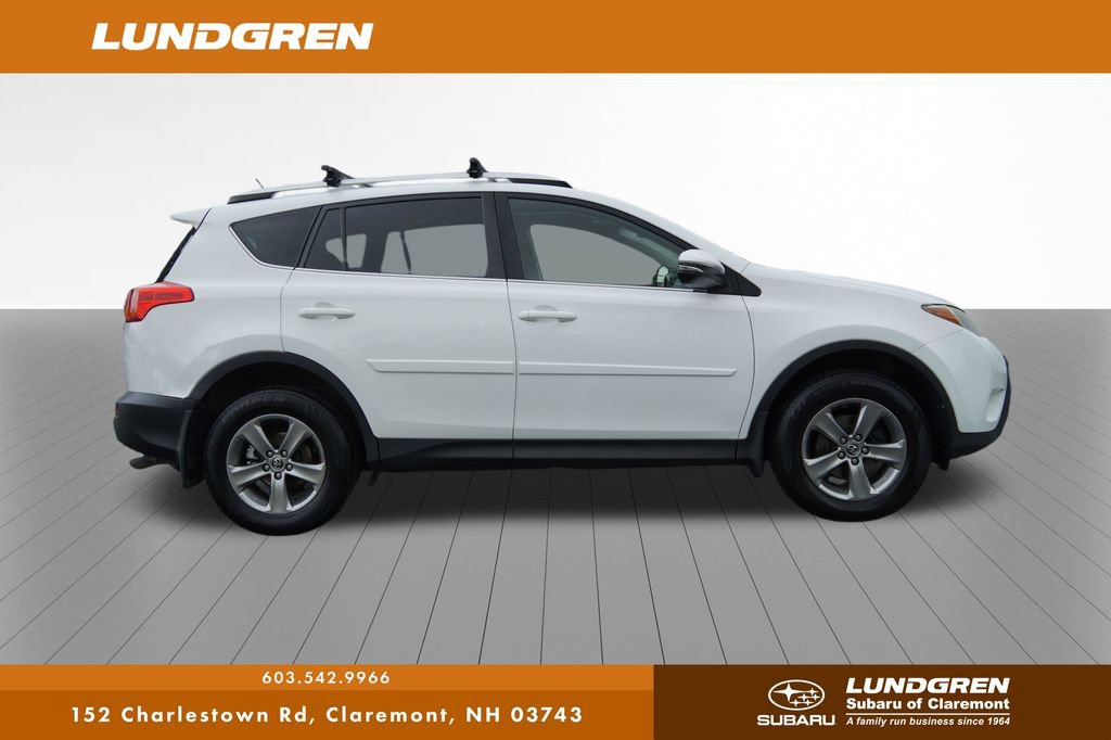 Used 2015 Toyota RAV4 XLE AWD/4WD image 2