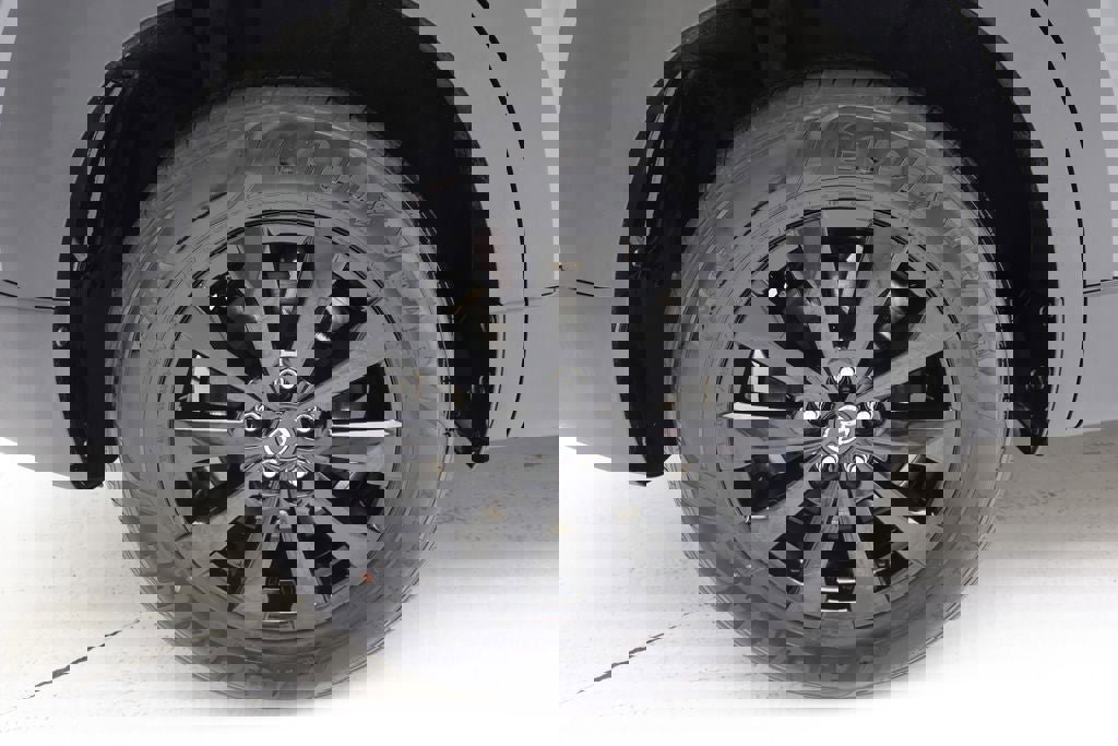 Used 2025 MAZDA CX-50 AWD 2.5 S w/ Preferred Package image 9