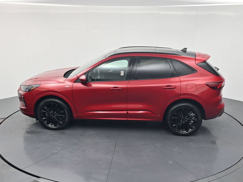Used 2023 Ford Escape ST-Line Elite w/ Premium Technology Package AWD/4WD image 44