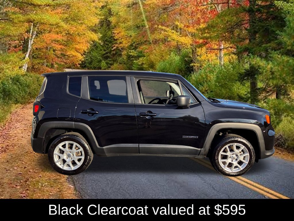Used 2023 Jeep Renegade Latitude AWD/4WD image 2