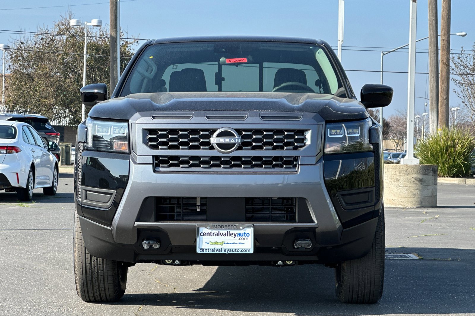 New 2026 Nissan Frontier SV w/ SV Convenience Package image 9