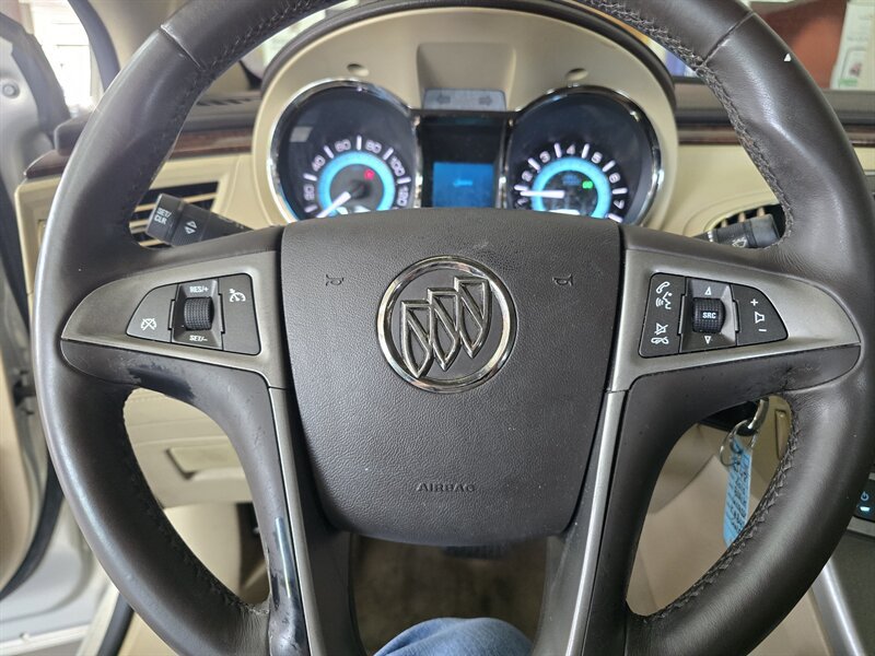 Used 2010 Buick LaCrosse CXL FWD image 24