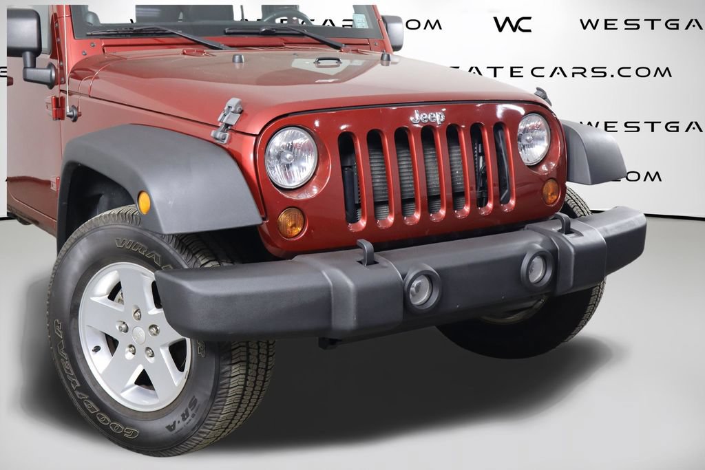 Used 2012 Jeep Wrangler Unlimited Sport AWD/4WD image 39