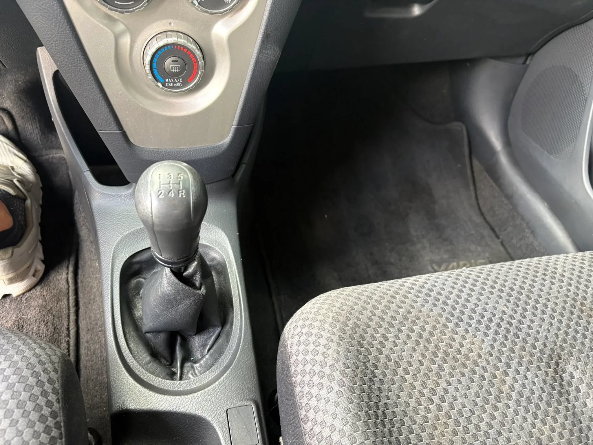 Used 2007 Toyota Yaris Sedan FWD image 9