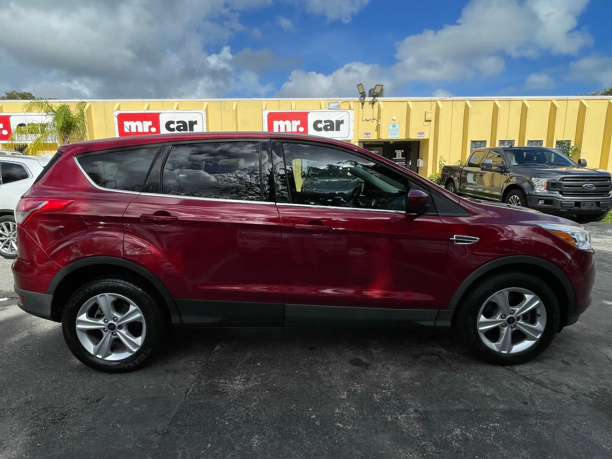 Used 2013 Ford Escape SE image 9