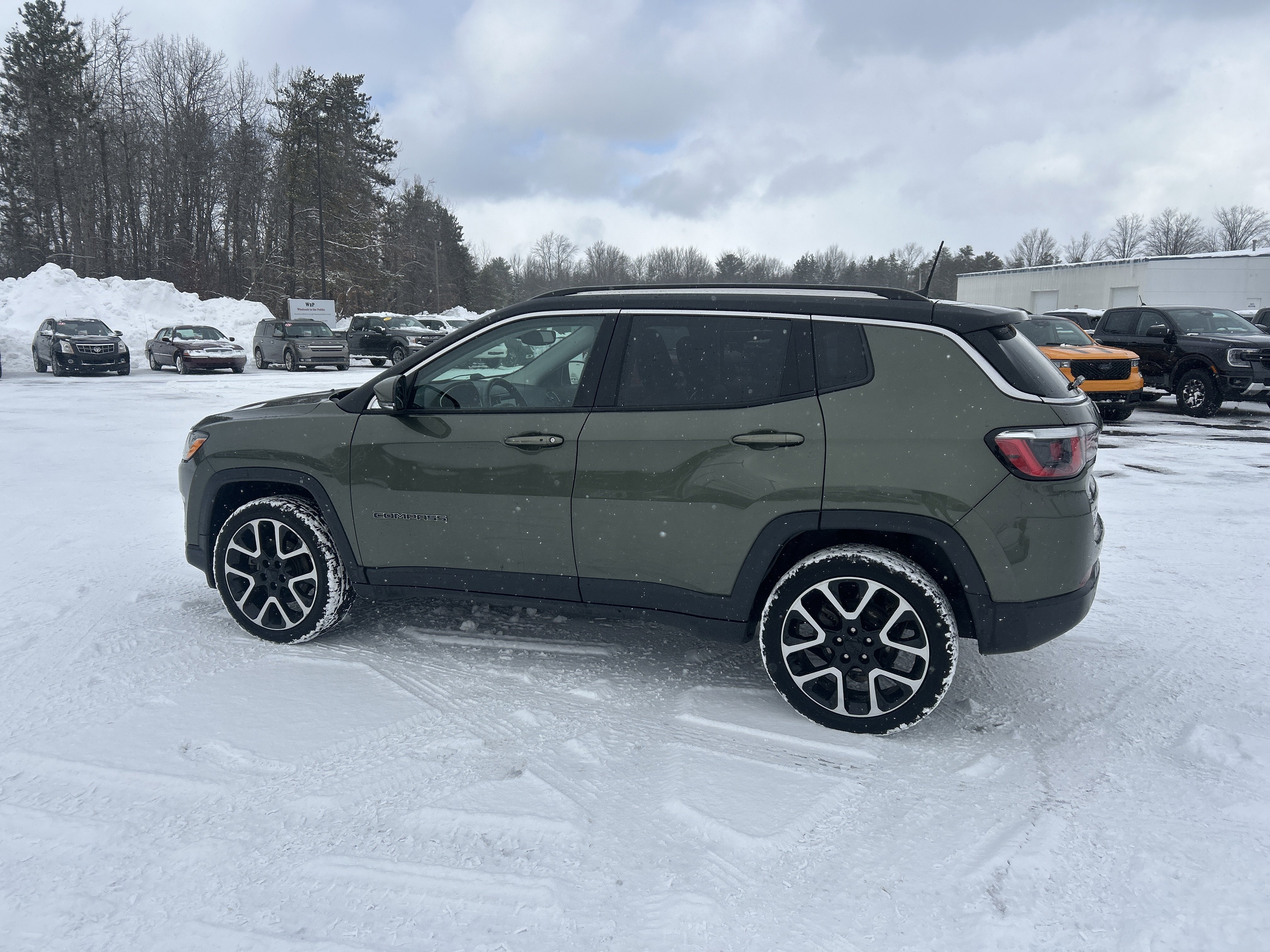 Used 2019 Jeep Compass Limited image 6