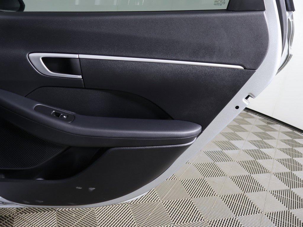 Used 2025 Hyundai Sonata SE image 21