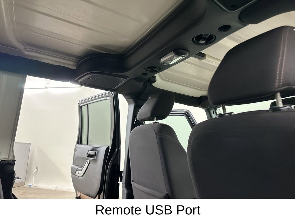 Used 2017 Jeep Wrangler Unlimited Sahara w/ Connectivity Group image 20