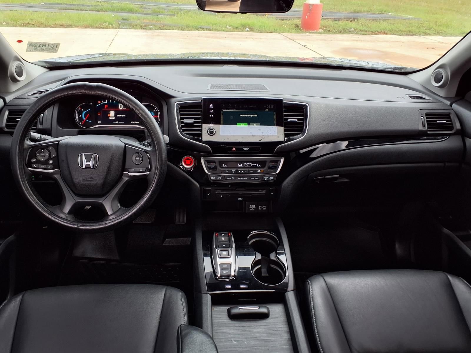 Used 2020 Honda Pilot Touring image 9