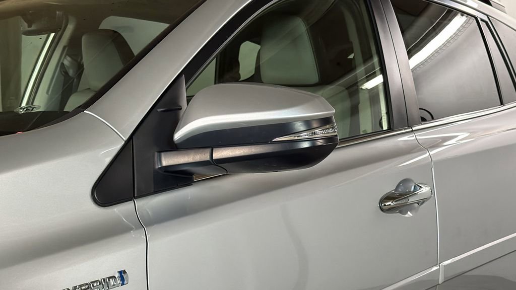 Used 2016 Toyota RAV4 Limited image 5