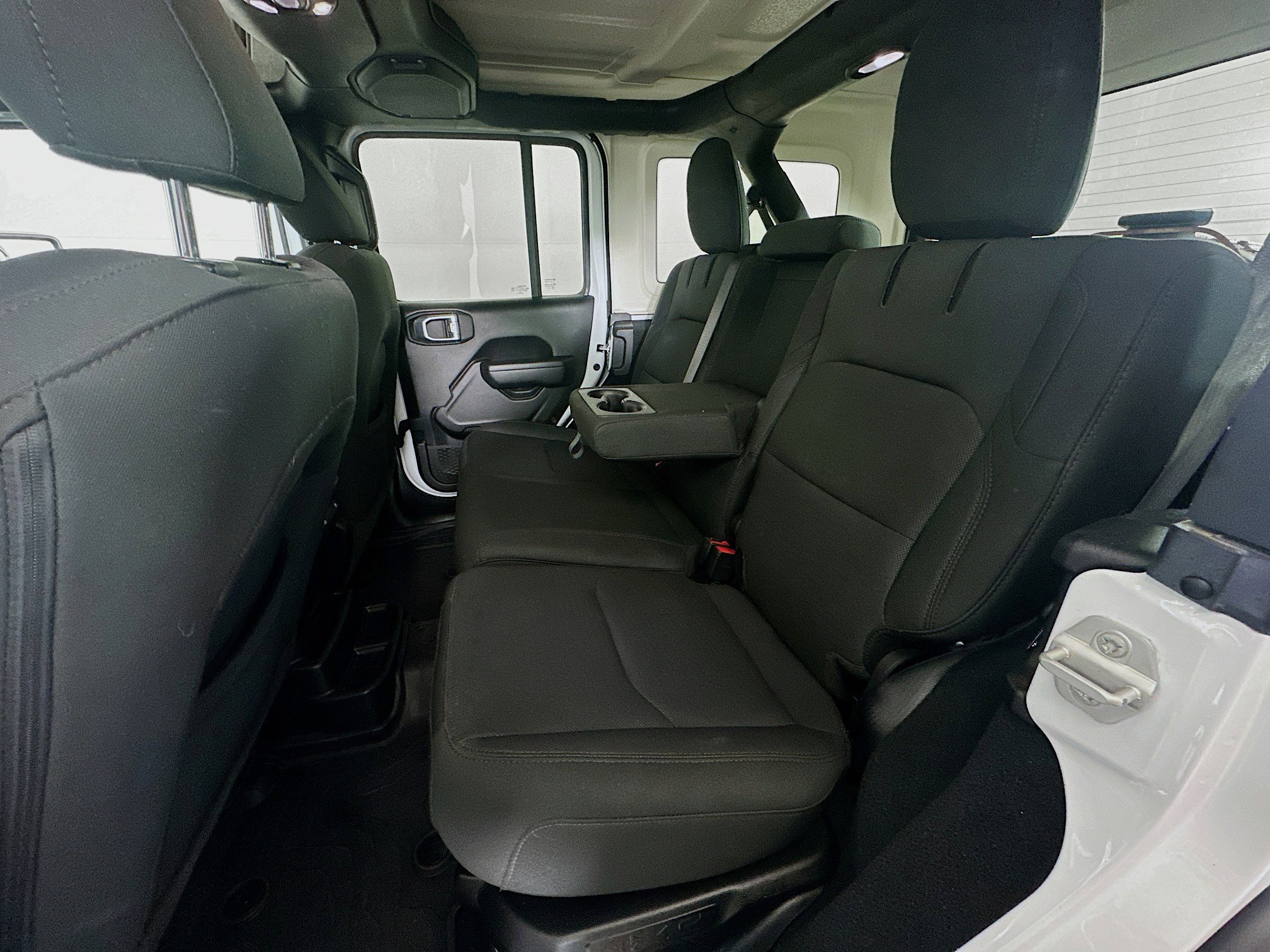 Used 2023 Jeep Wrangler Unlimited AWD/4WD image 26