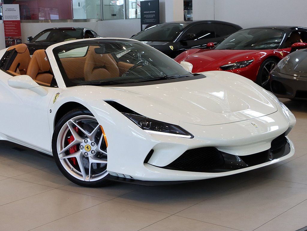 Certified 2022 Ferrari F8 Tributo image 6