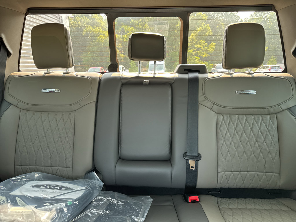 New 2025 Ford F350 Platinum w/ Platinum Plus Package image 5