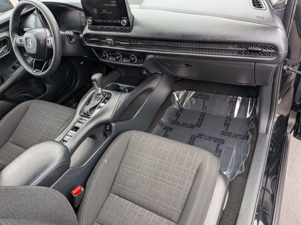 Used 2025 Honda HR-V LX image 31