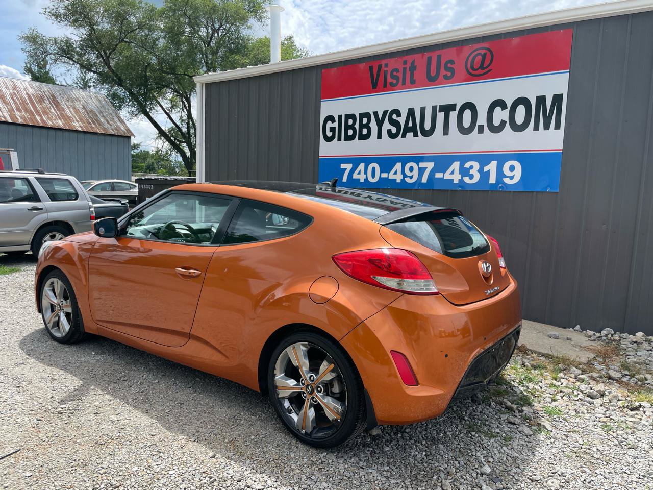 Used 2013 Hyundai Veloster w/ Style Pkg FWD image 2
