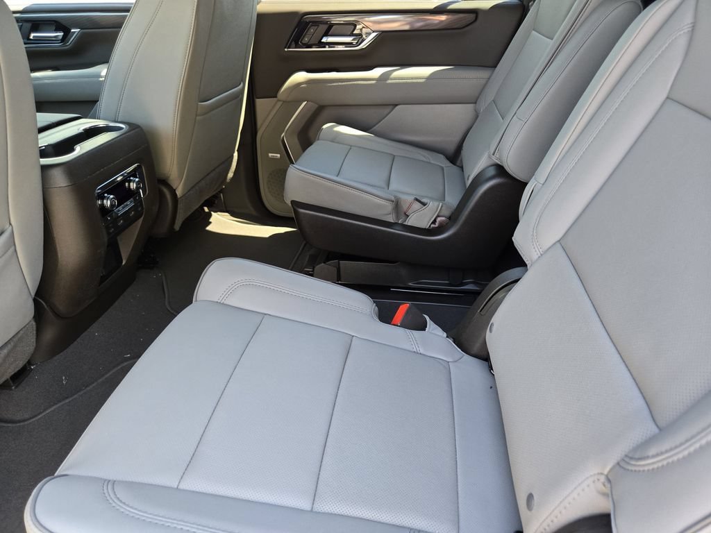 New 2026 GMC Yukon XL Elevation w/ Elevation Premium Package AWD/4WD image 19