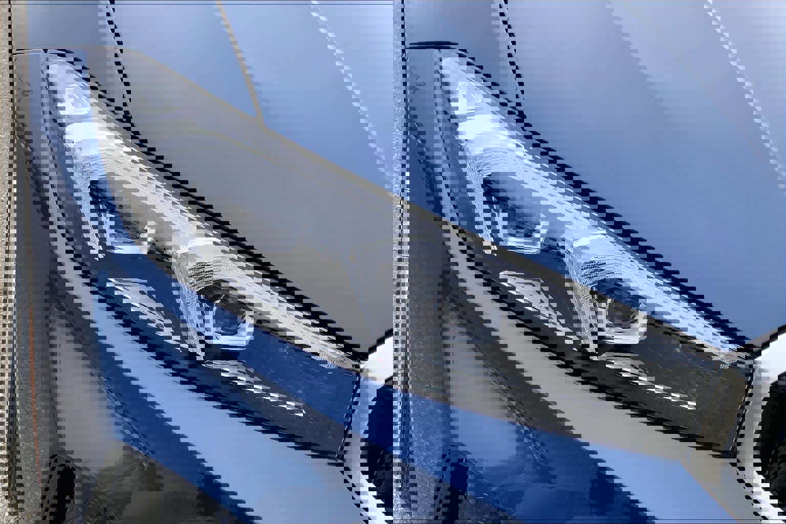 Certified 2023 BMW 330i xDrive Sedan w/ Driving Assistance Package image 26