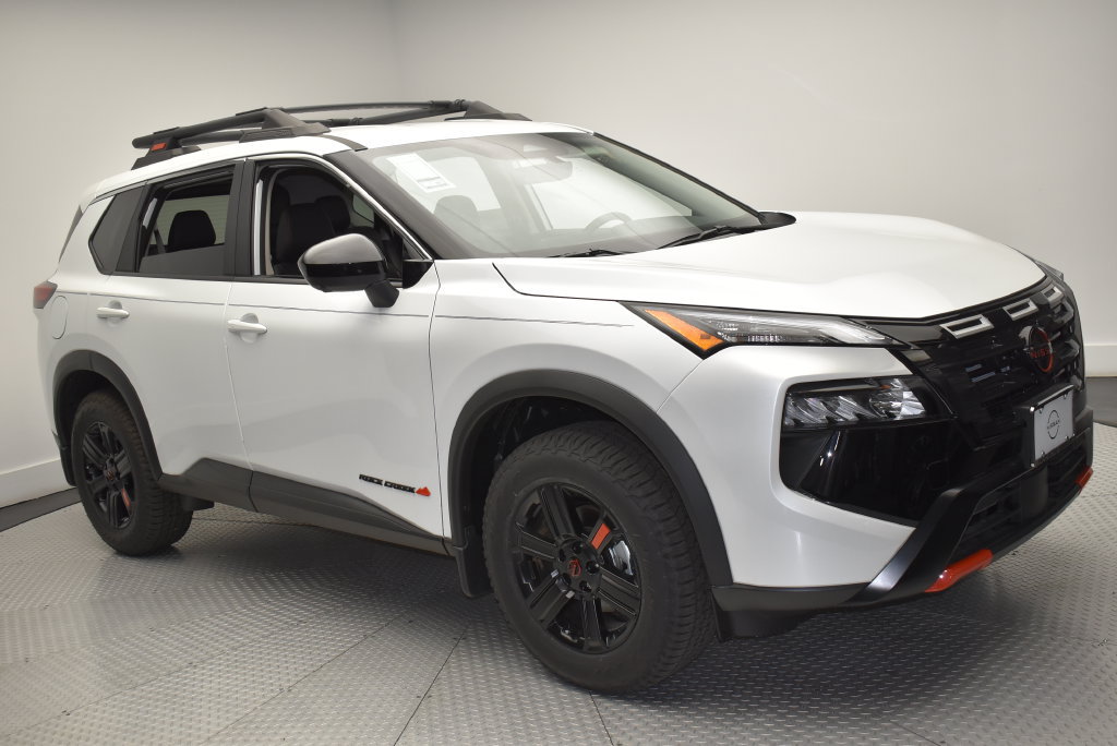 New 2026 Nissan Rogue SV AWD/4WD image 3